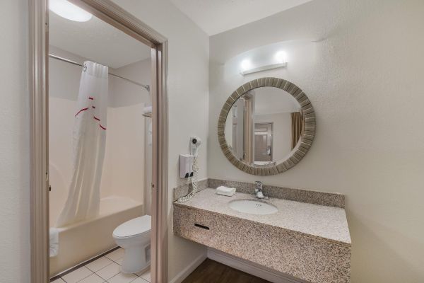 Hotel Red Roof Crossville (Woodlawn)